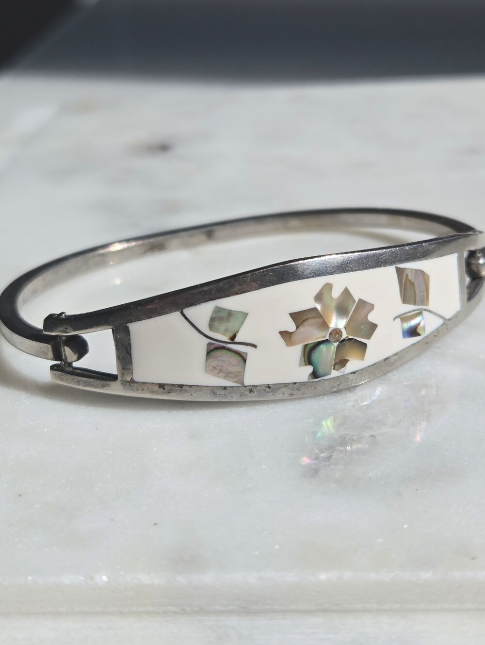 Vintage Mexican Enameled Abalone Silver Bangle